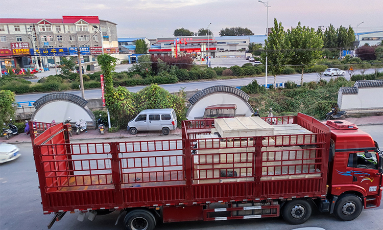 看看我們今日的小火車